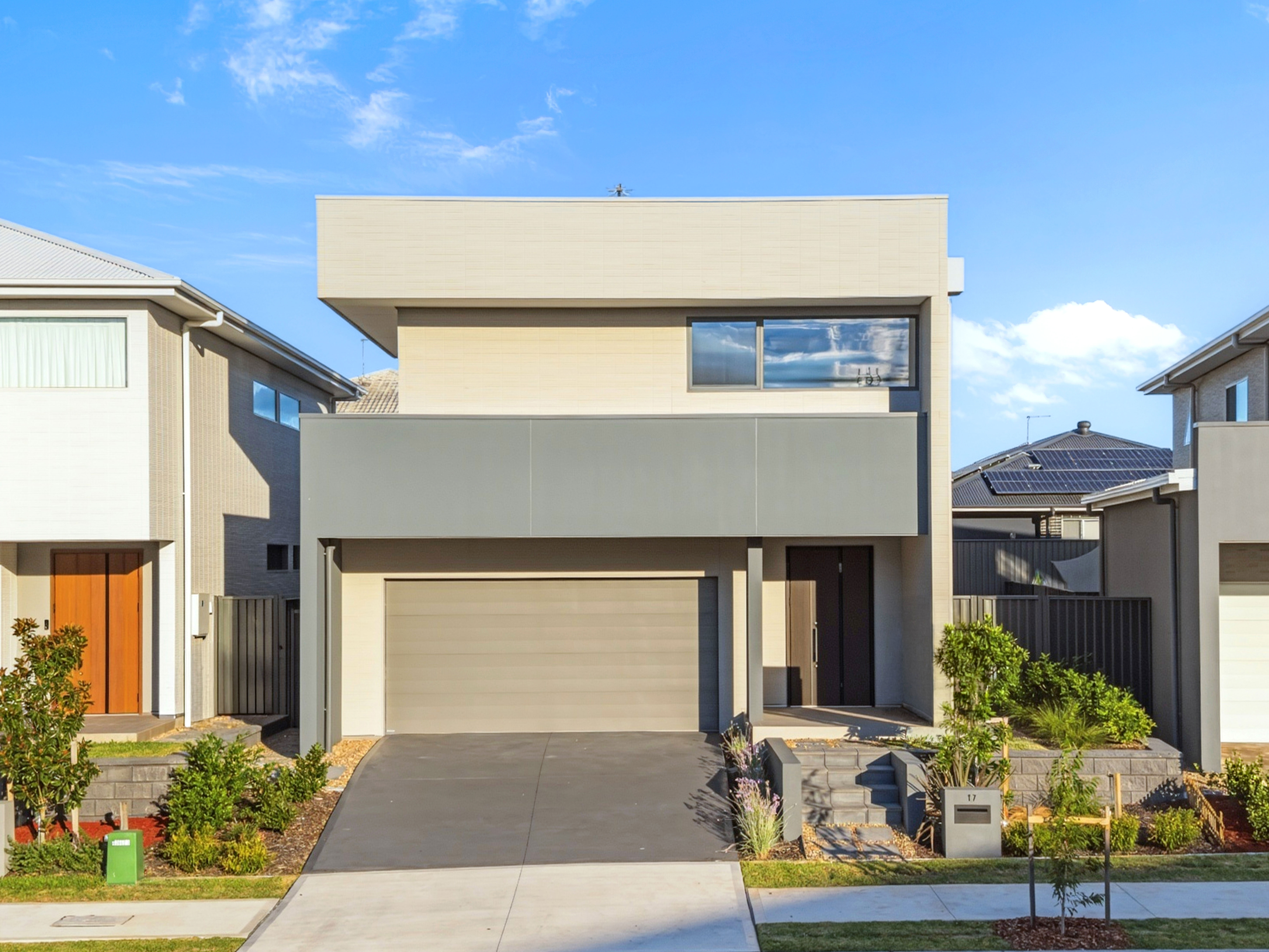 17 Commerford Place
